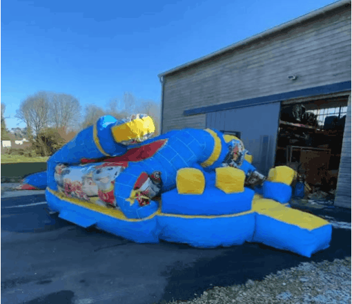Un GIF d'un des structures gonflables de Jump'O'Clown.